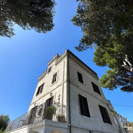 Torre Marinella * 오스투니